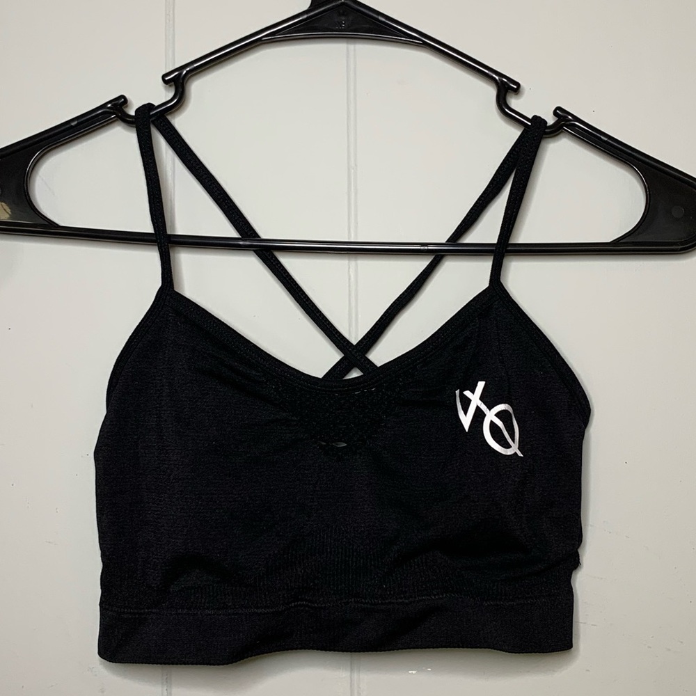 BLACK crossback Vanquish Sports bra